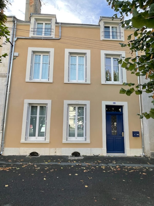 Détail enduit chaux et pierre calcaire berrichon — MyRenov36 Indre